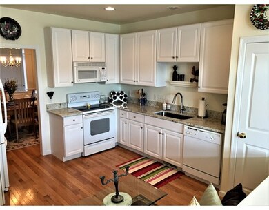 4 Bluebird Dr unit 4, South Grafton, MA 01560 - photo 7