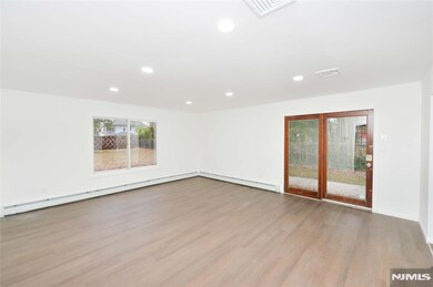 60 Poplar Ave, Hackensack, NJ 07601 - photo 6