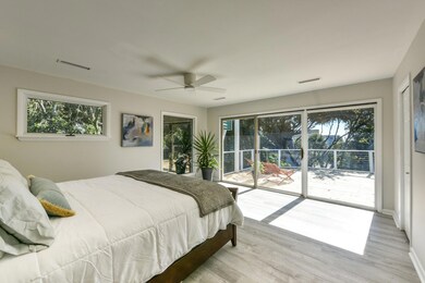 Sorin Florea - 6 master bedroom