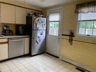 87 Laconia Rd, Cranston, RI 02920 - photo 7