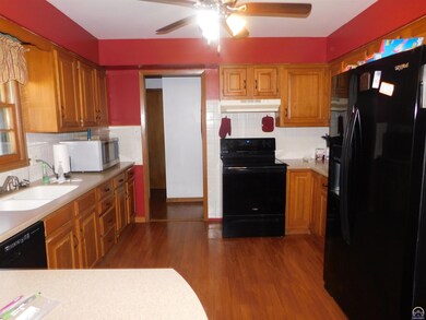 4714 SW 33rd Terrace, Topeka, KS 66614 - photo 6