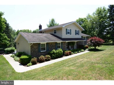 16 Carnis Dr, Mohnton, PA 19540 - photo 2