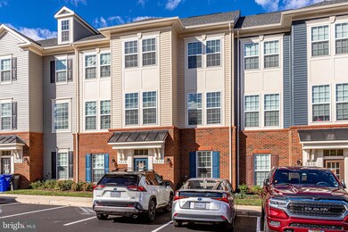 9258 Kos Ln, Manassas, VA 20111 - photo 2