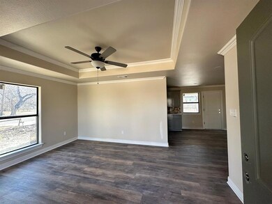500 W Day St, Denison, TX 75020 - photo 4