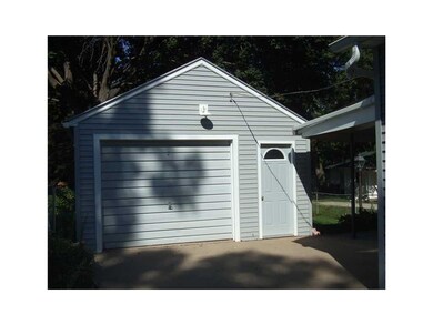 Garage.