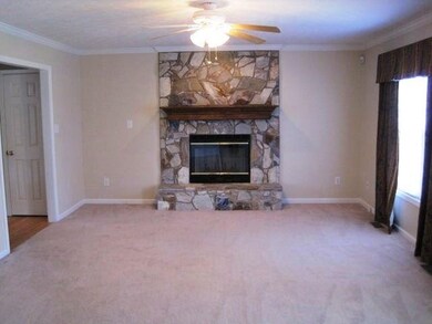 205 Lansing Ct, Jacksonville, NC 28540 - photo 5