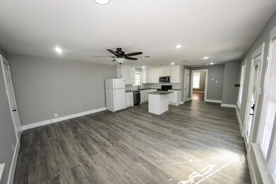 329 W Monterey St, Denison, TX 75020 - photo 3