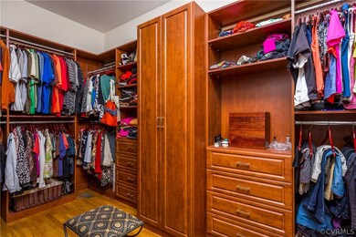 Custom California Closets