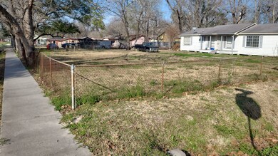 7301 Touchstone St, Houston, TX 77028 - photo 5