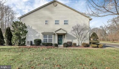 539 Jason Dr, Southampton, PA 18966 - photo 2