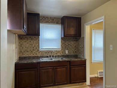 18515 Greenfield Rd, Detroit, MI 48235 - photo 7