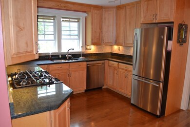 21 Perkins St unit 2, Peabody, MA 01960 - photo 2