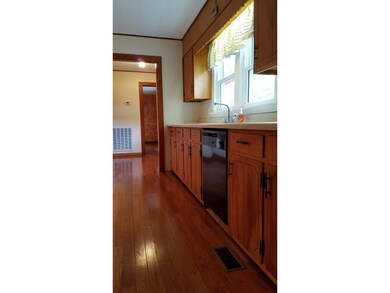 PLENTY OF CABINETS