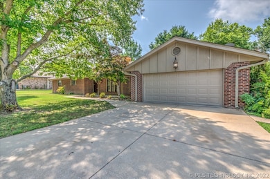 2409 Chapel Hill Rd, Bartlesville, OK 74006 - photo 4