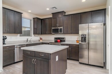 6) KITCHEN