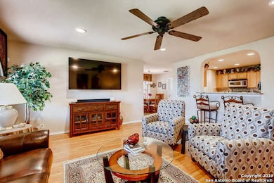 7702 Black Oak Pass, San Antonio, TX 78223 - photo 4