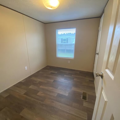 132 Ginny Ln, Thomasville, GA 31792 - photo 2