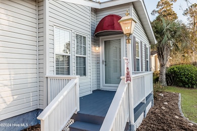 515 Deer Path, Front Porch