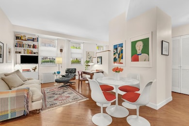 22 Irving Place unit 1E, New York, NY 10003 - photo 2