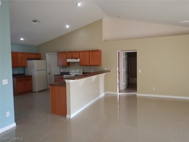 2006 NE 6th Place, Cape Coral, FL 33909 - photo 7