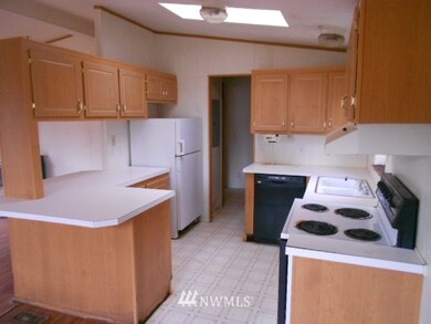 18335 SE 263rd Place, Covington, WA 98042 - photo 4