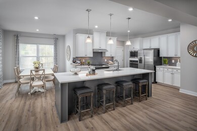 7283 Fairway Ridge Cir, Salem, VA 24153 - photo 2