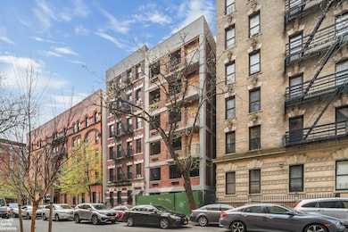 504 W 141st St, New York, NY 10031 - photo 4