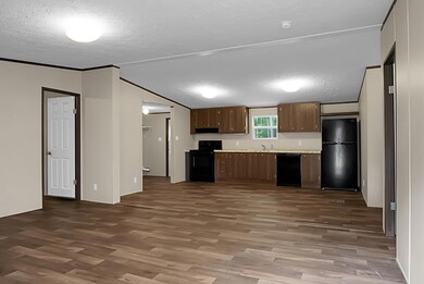 638 Mimosa Dr SW, Orangeburg, SC 29115 - photo 4