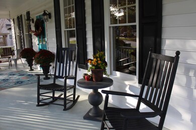 Porch 4