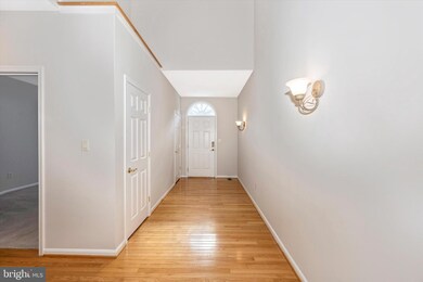 10629 Hickory Crest Ln, Columbia, MD 21044 - photo 4