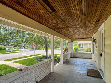 1602 California St, Columbus, IN 47201 - photo 3