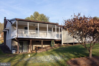 303 Chelsea Ct, Sykesville, MD 21784 - photo 3