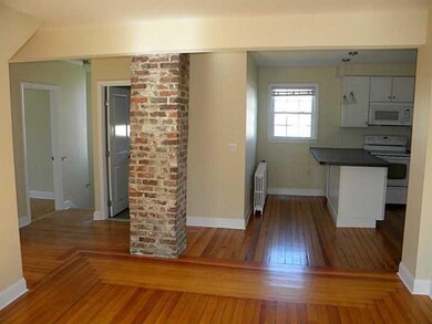 42 Weaver Ave unit 2, Newport, RI 02840 - photo 3
