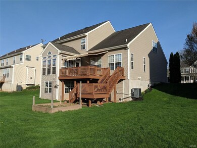 7439 Crane Crossing, Macungie, PA 18062 - photo 4