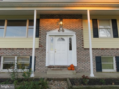 985 Hacienda Ct, Westminster, MD 21157 - photo 7