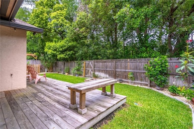 Luscious Backyard with Gate to Seminole Wekiva Trail