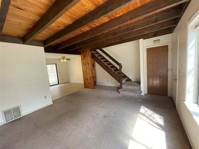 133 Colonial Dr unit 403, White River Junction, VT 05001 - photo 2