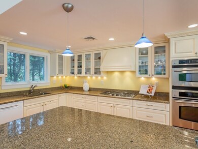 24 Colony Rd, Lexington, MA 02420 - photo 6