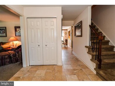 1112 Summit Ln, Oreland, PA 19075 - photo 3