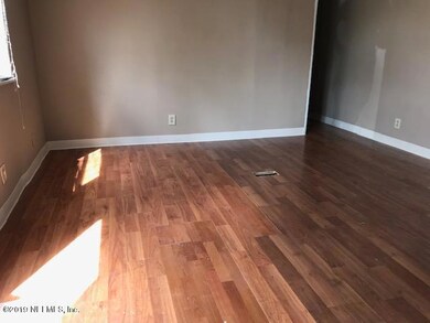 6053 Malcone Ln, Jacksonville, FL 32244 - photo 5