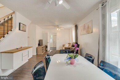 815 Martin Rd, Essex, MD 21221 - photo 4