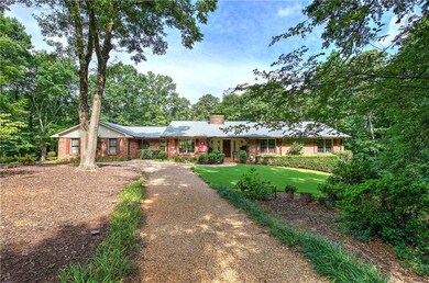 111 Tanglewood Dr, Cartersville, GA 30120 - photo 2