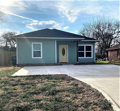 1612 N Hoard Ave, Sherman, TX 75090 - photo 2