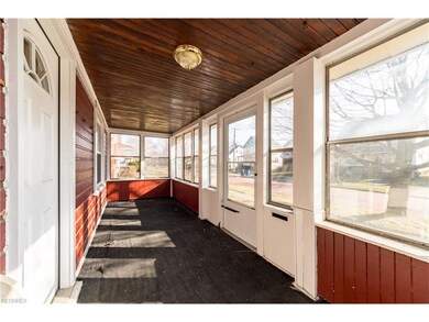 19517 Shawnee Ave, Cleveland, OH 44119 - photo 3