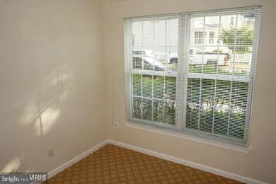 25025 Justice Dr, Chantilly, VA 20152 - photo 3