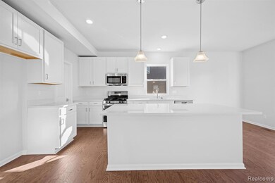 27151 Gallop Way, Saline, MI 48176 - photo 3