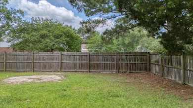 07-600 Dolphin Drive-6