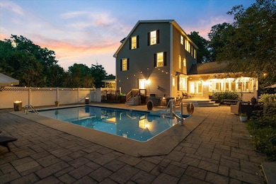 09-3_Highpointe_Cir_08