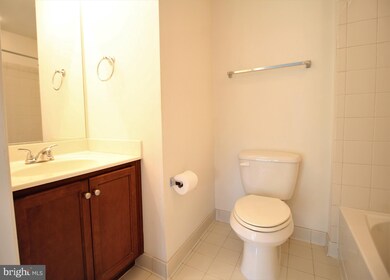 15609 John Diskin Cir, Woodbridge, VA 22191 - photo 7