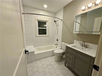 3704 Baltimore Ave unit 2S, Kansas City, MO 64111 - photo 6